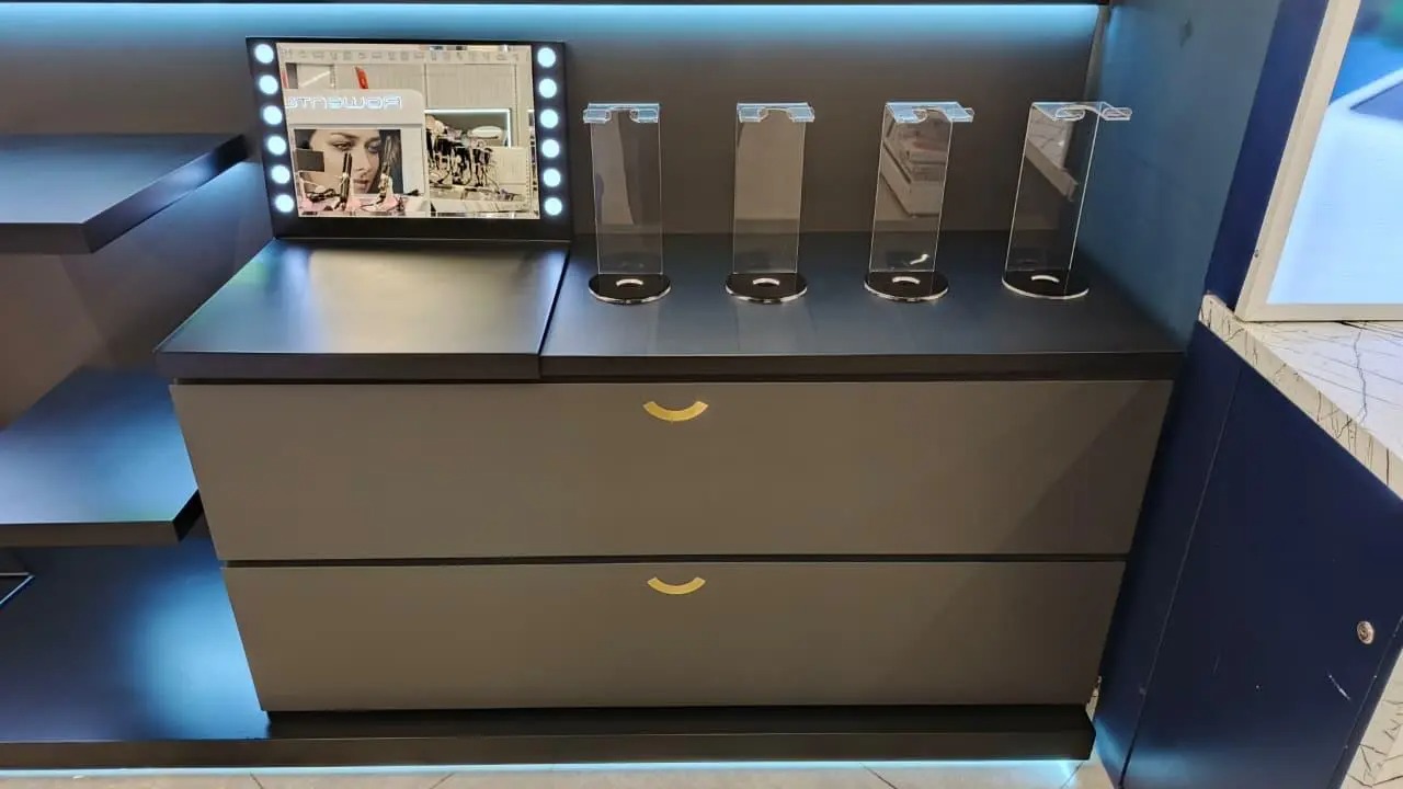 Dreame Stands